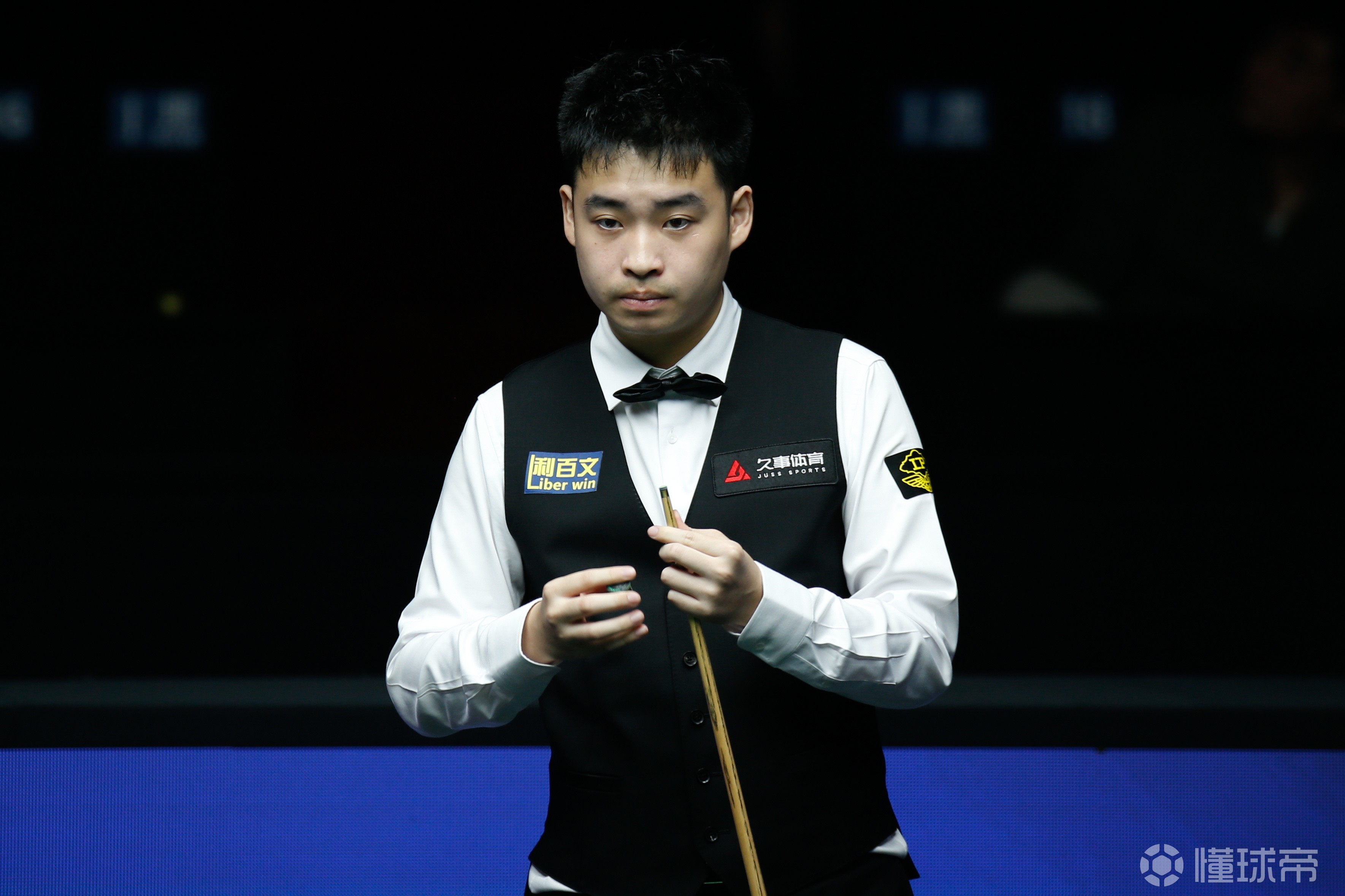 采访时首次 采访时首次