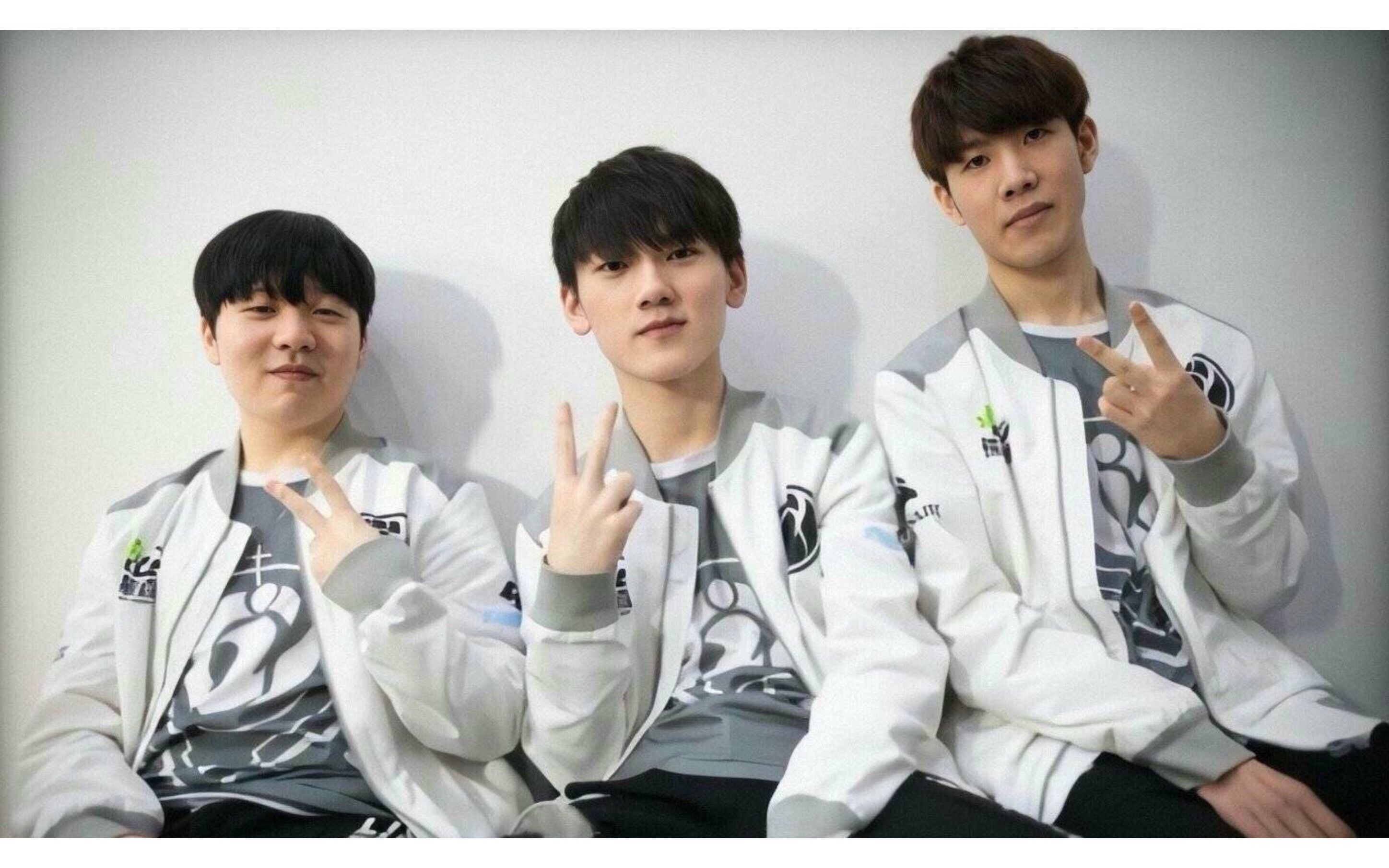 后者是